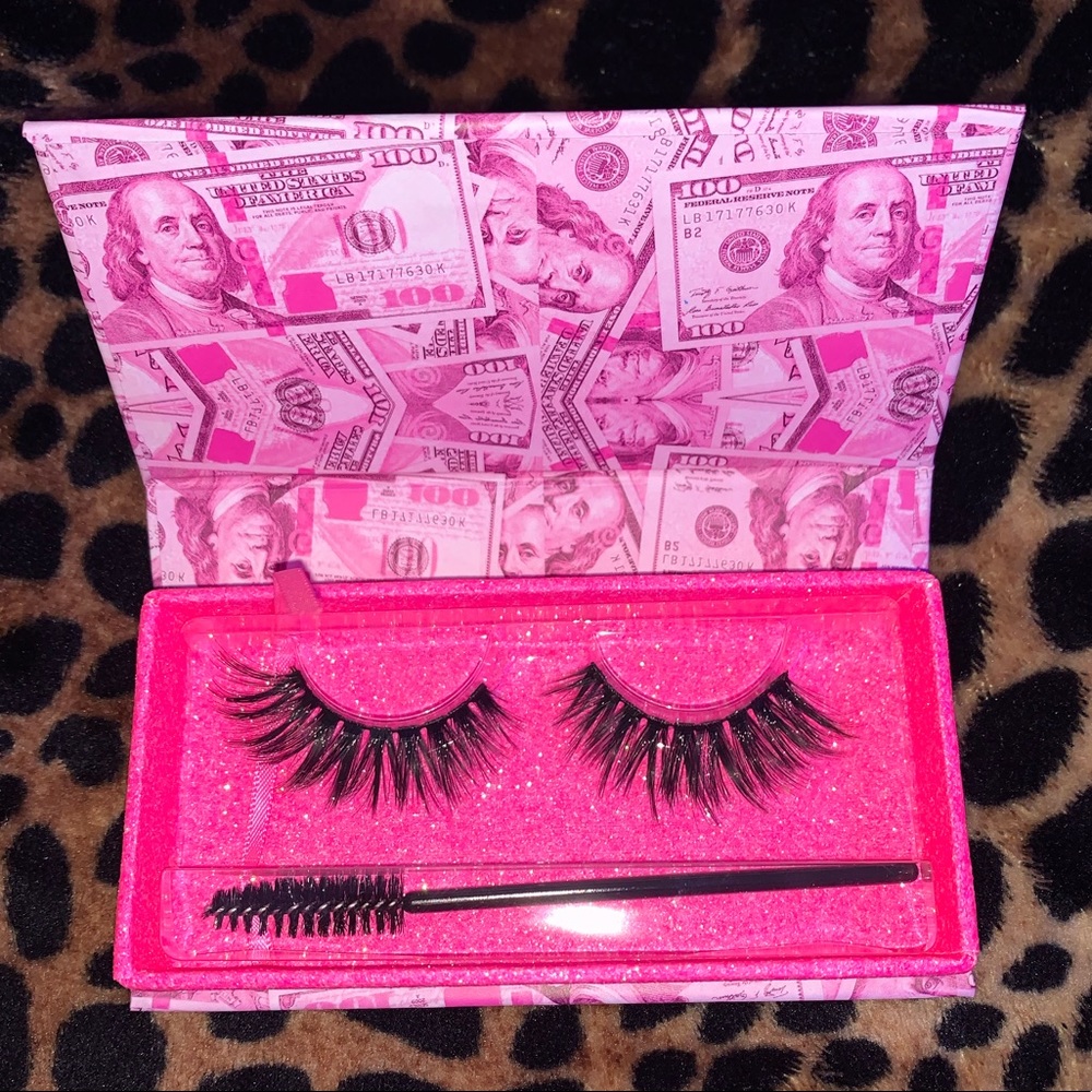 Mink lashes